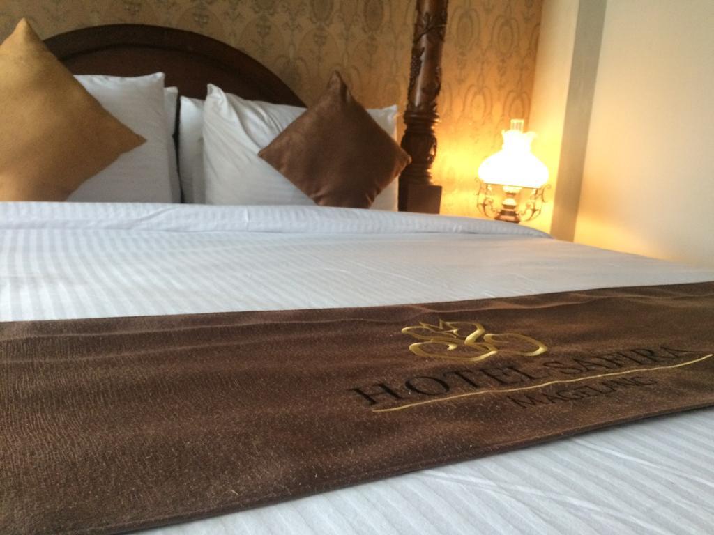 Hotel Safira Маґеланґ Екстер'єр фото