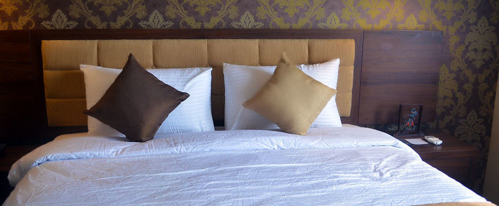 Hotel Safira Маґеланґ Екстер'єр фото